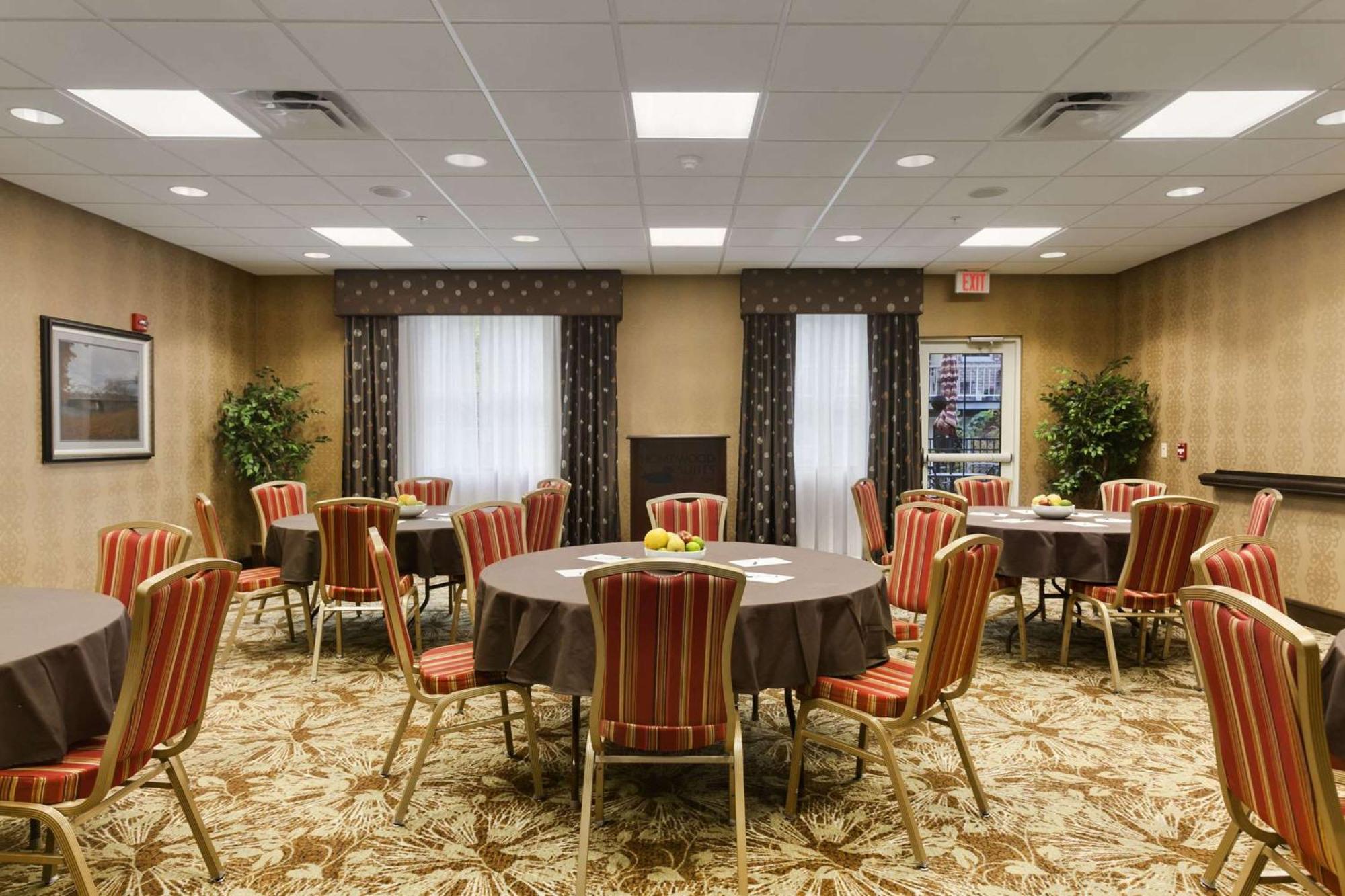 Homewood Suites By Hilton Binghamton/Vestal Экстерьер фото